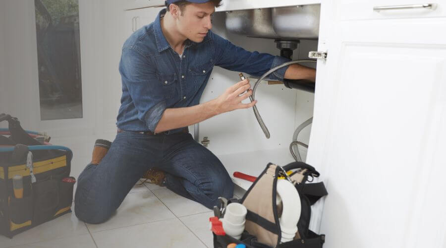Local annual plumbing maintenance in Farmersburg, IA
